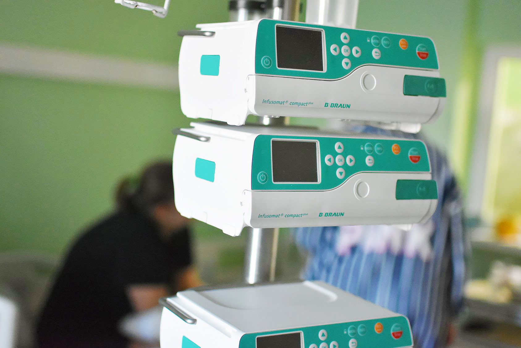 183074806 4046364428753711 3584248885093239988 N